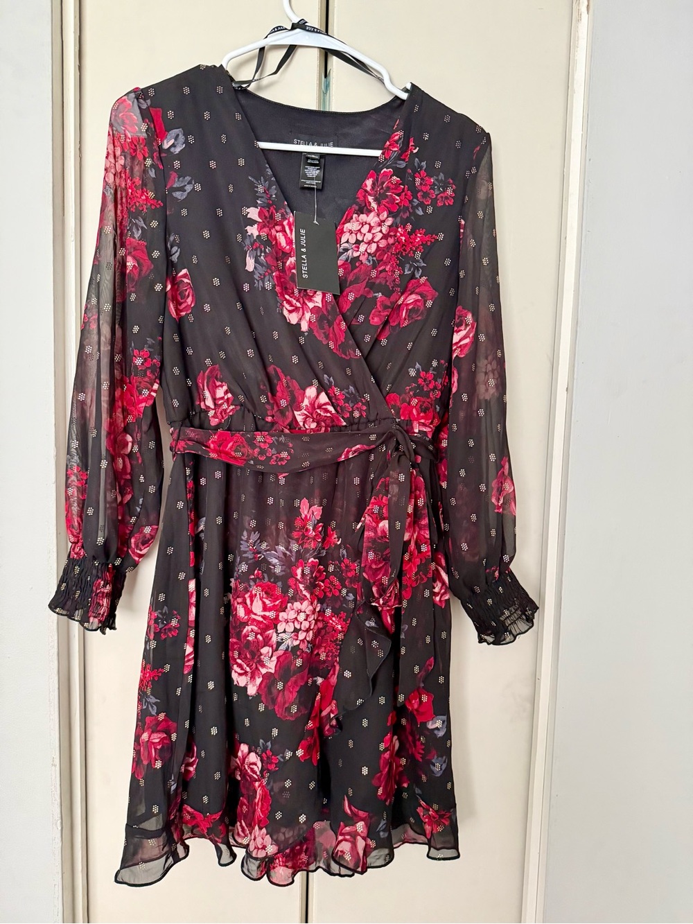 Floral Wrap Long-Sleeve Dress - Black with Red Rose Print